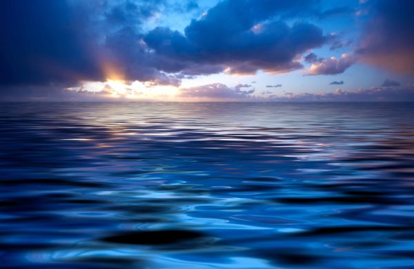Dreamy Seas canvas, a serene ocean gift for a tranquil beach-house bedroom Dreamy Seas canvas, a serene ocean gift for a tranquil beach-house bedroom